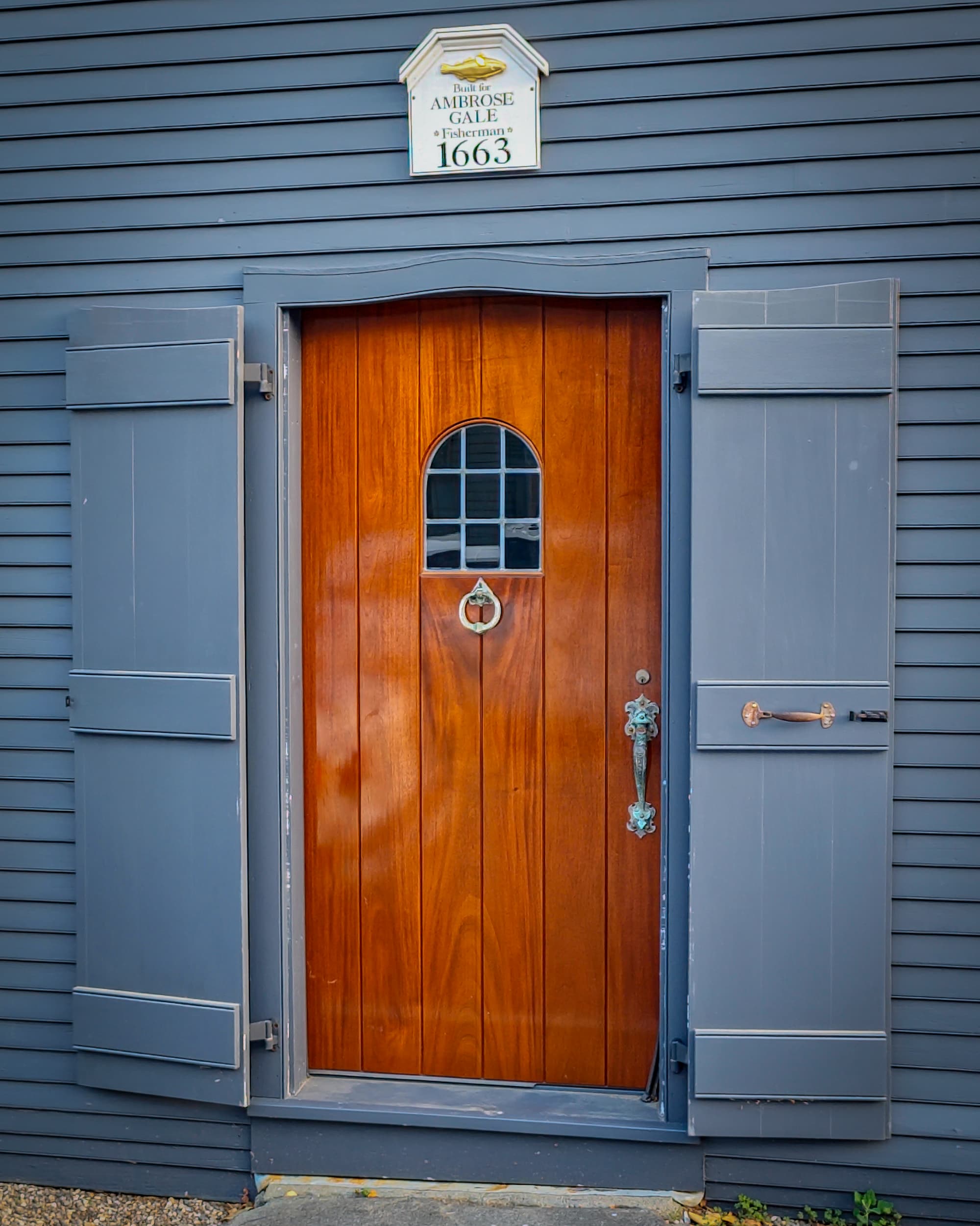 Colonial doorway — Built for Ambrose Gale, Fisherman, 1663 — Old Town Marblehead